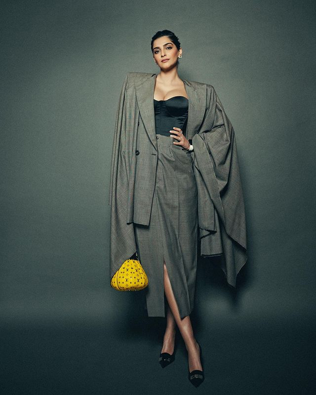 Fashioninsta Sonam Kapoor Strikes Again For GRAZIA